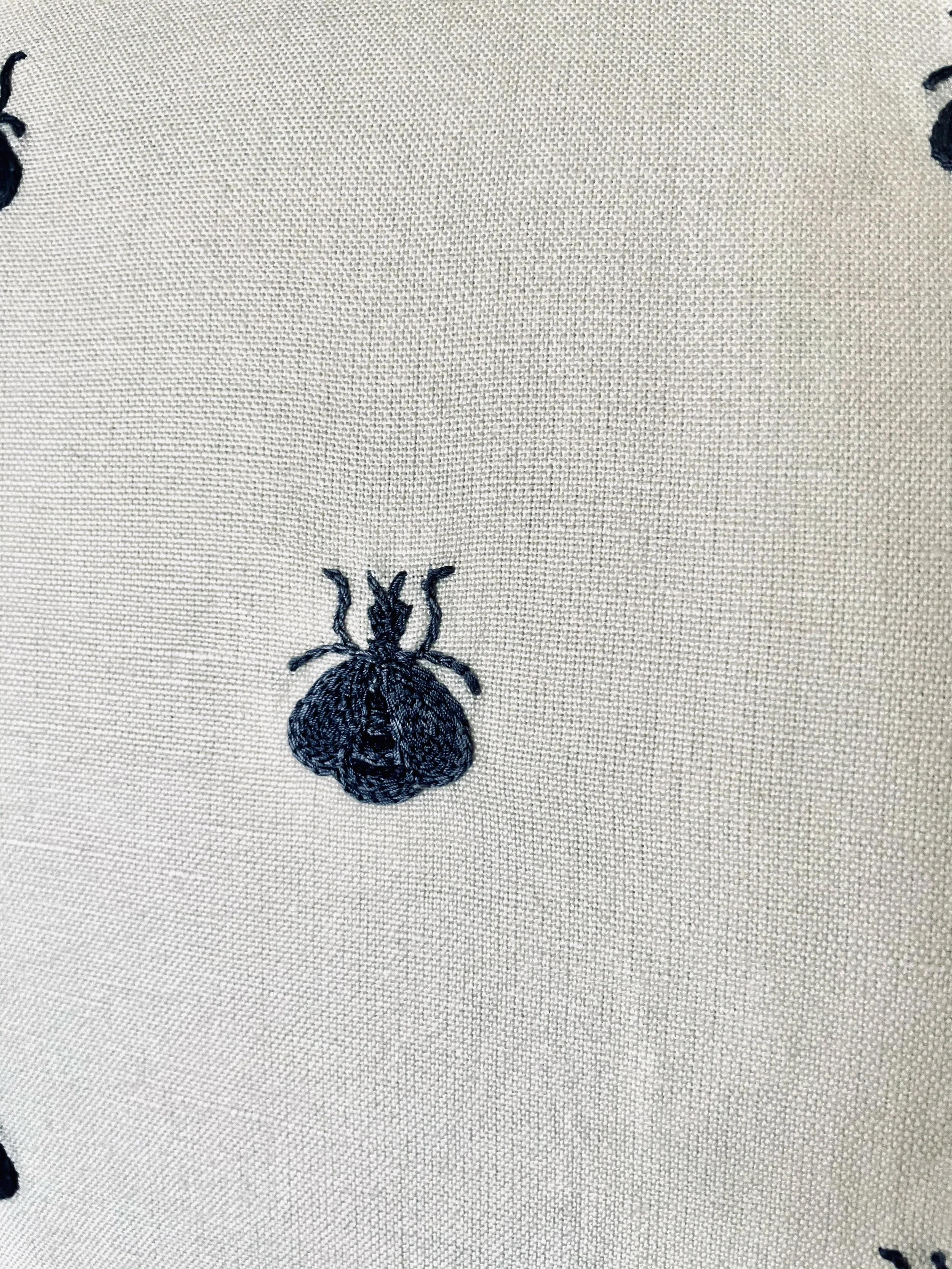 Navy Navy colorway